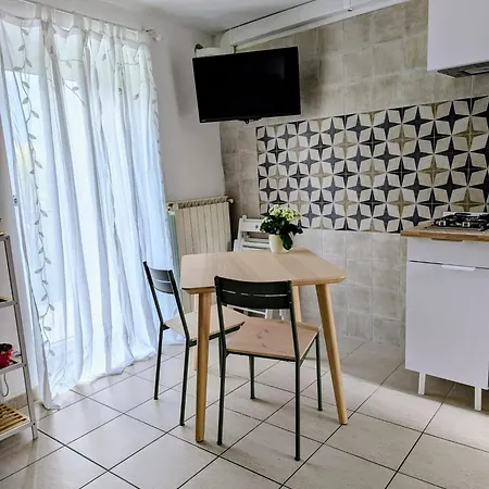 L'angolino Di Ale Apartment *